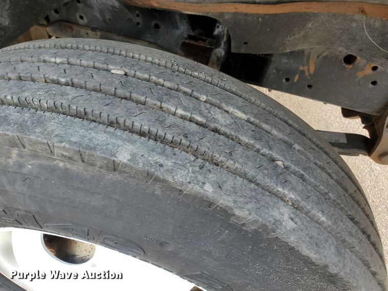 image for item IX9967 1982 International 1754  fuel truck