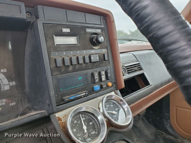 image for item IX9968 1993 Chevrolet Kodiak  propane truck