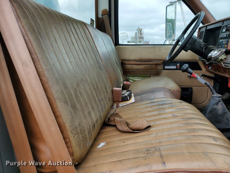 image for item IX9968 1993 Chevrolet Kodiak  propane truck