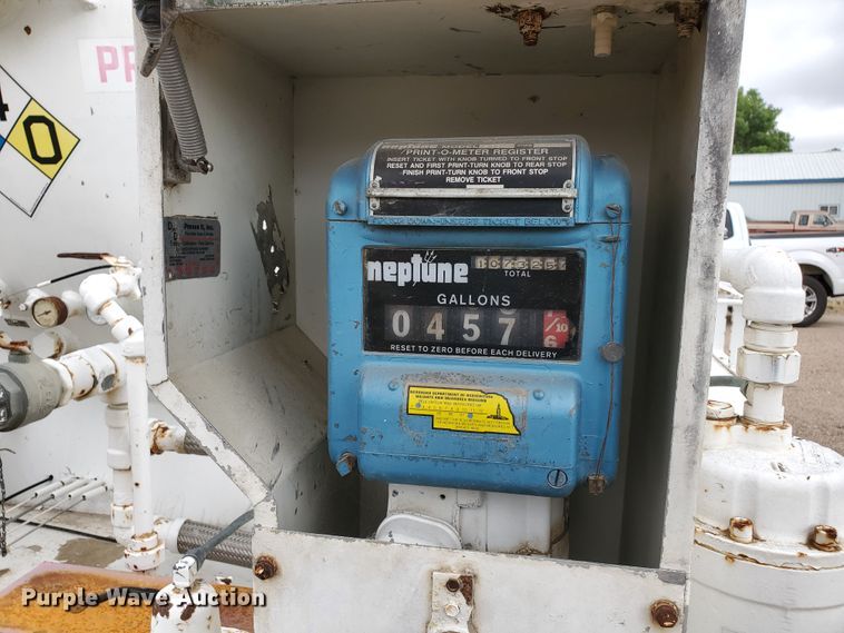 image for item IX9968 1993 Chevrolet Kodiak  propane truck