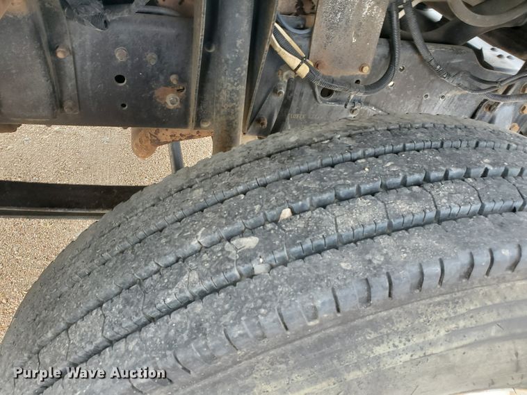 image for item IX9968 1993 Chevrolet Kodiak  propane truck