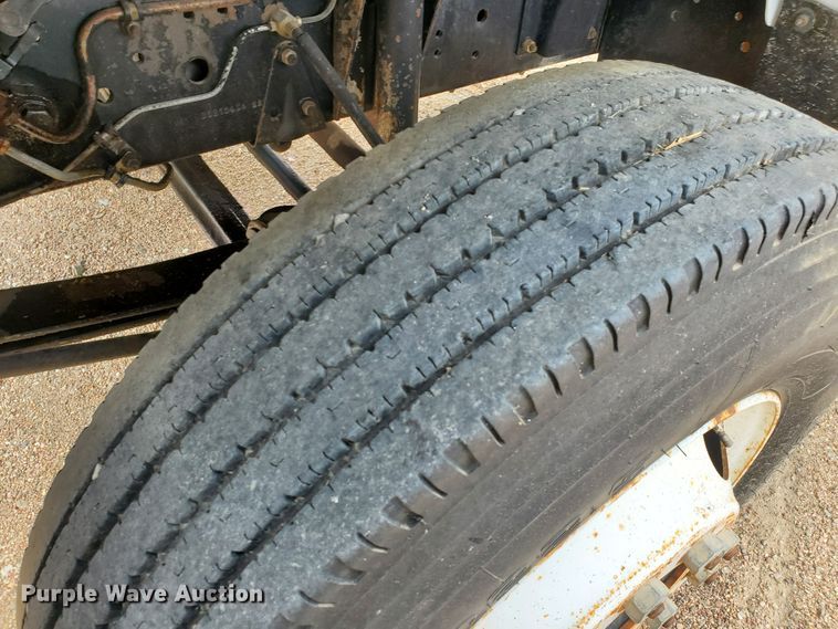 image for item IX9968 1993 Chevrolet Kodiak  propane truck