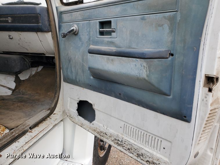 image for item IX9969 1984 Chevrolet C60  propane truck