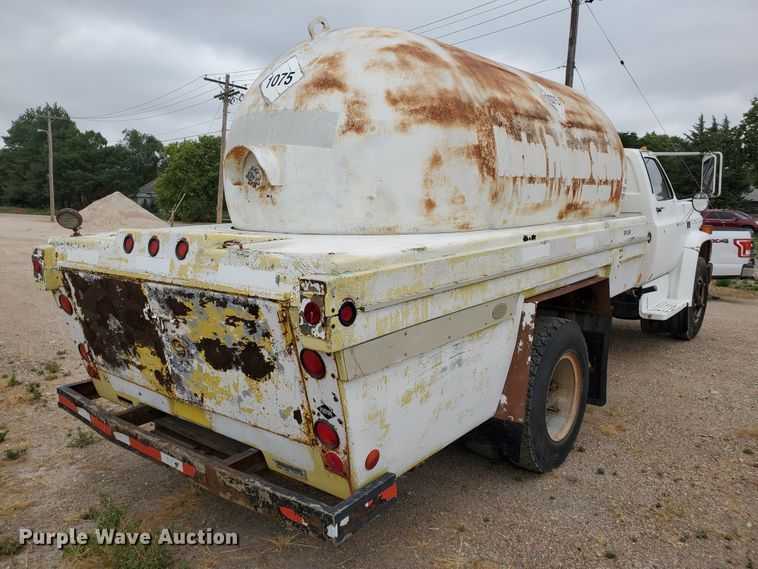 image for item IX9969 1984 Chevrolet C60  propane truck