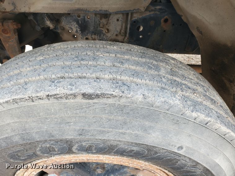 image for item IX9969 1984 Chevrolet C60  propane truck