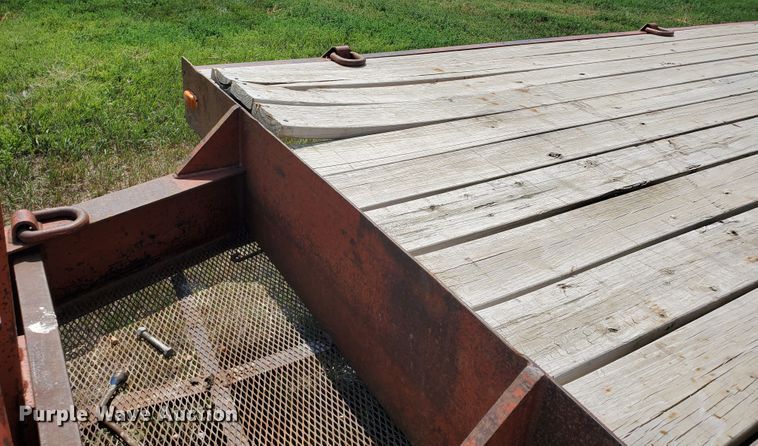 image for item IX9977 1988 Ditch Witch BT26  equipment trailer