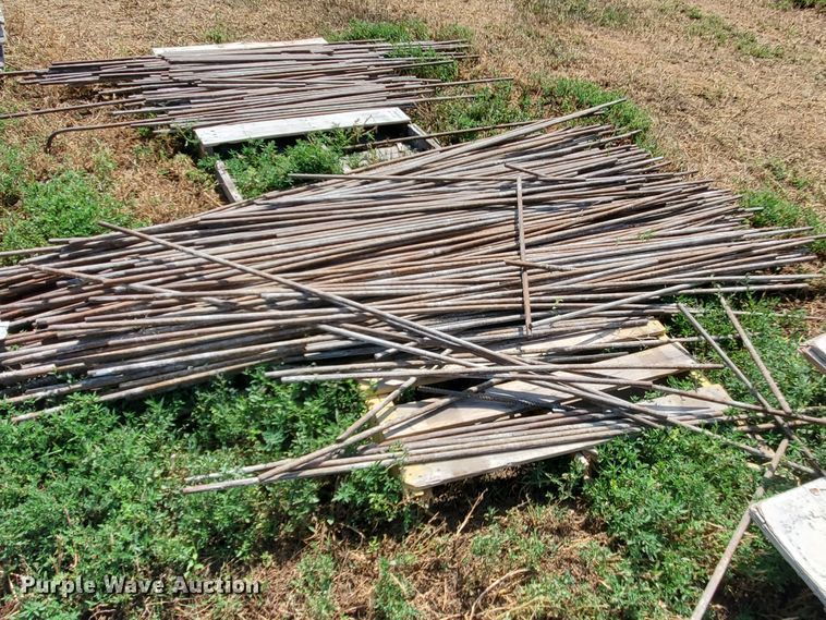 image for item IX9984 Concrete equipment