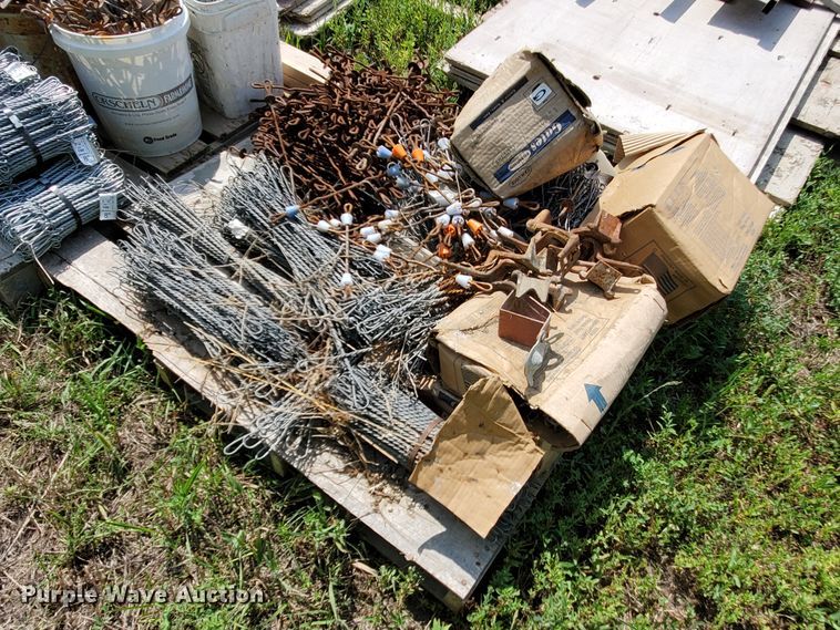 image for item IX9984 Concrete equipment