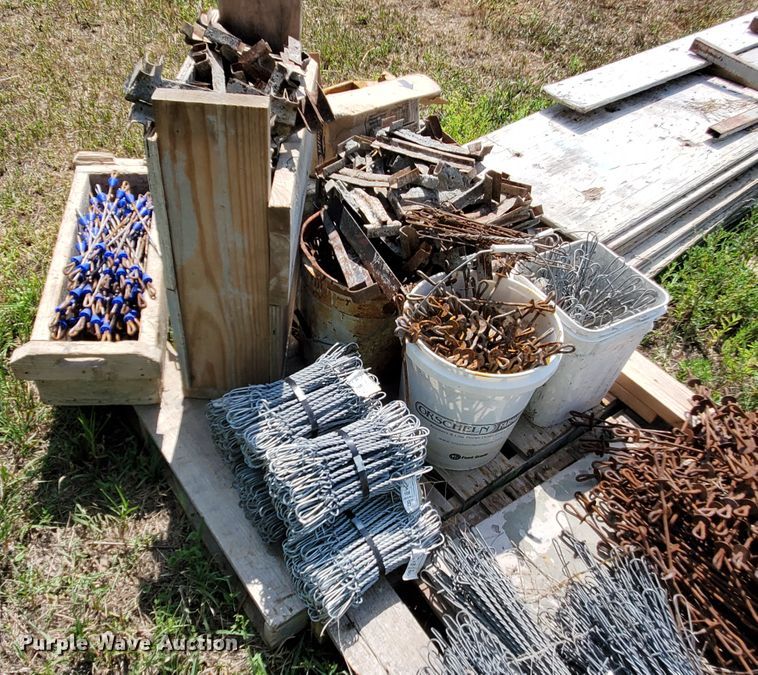 image for item IX9984 Concrete equipment