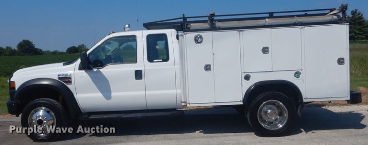 image for item JI9427 2009 Ford F550 Super Duty XL  SuperCab utility / service truck