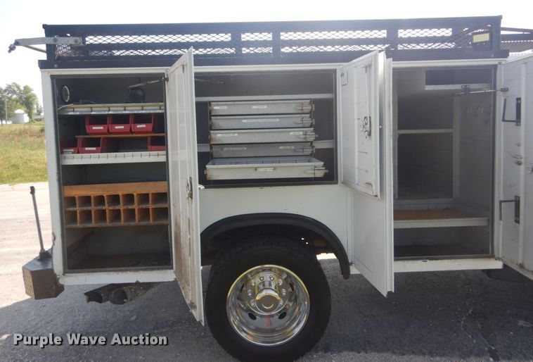 image for item JI9427 2009 Ford F550 Super Duty XL  SuperCab utility / service truck