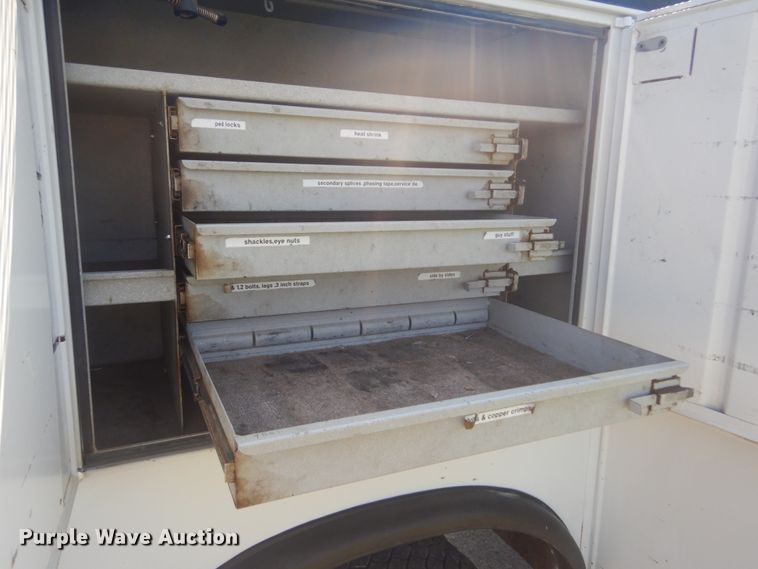 image for item JI9427 2009 Ford F550 Super Duty XL  SuperCab utility / service truck