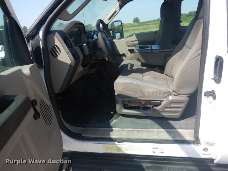 image for item JI9427 2009 Ford F550 Super Duty XL  SuperCab utility / service truck