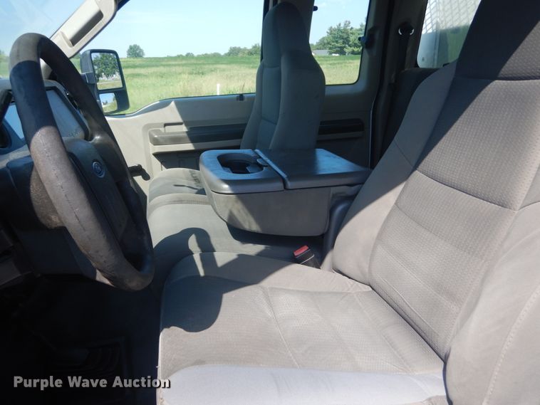 image for item JI9427 2009 Ford F550 Super Duty XL  SuperCab utility / service truck