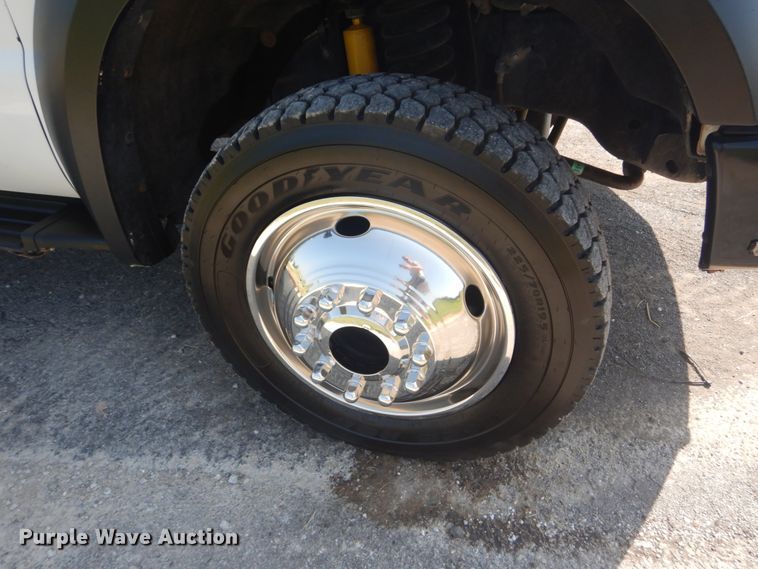 image for item JI9427 2009 Ford F550 Super Duty XL  SuperCab utility / service truck