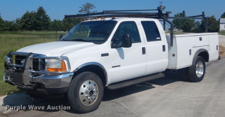image for item JI9429 2001 Ford F450 Super Duty XLT  utility / service truck