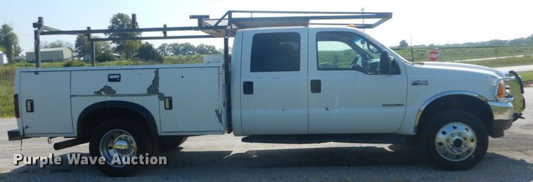 image for item JI9429 2001 Ford F450 Super Duty XLT  utility / service truck