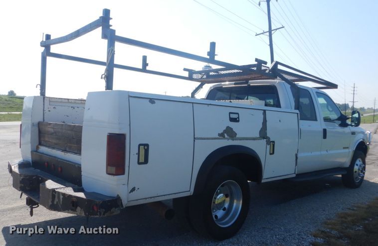 image for item JI9429 2001 Ford F450 Super Duty XLT  utility / service truck