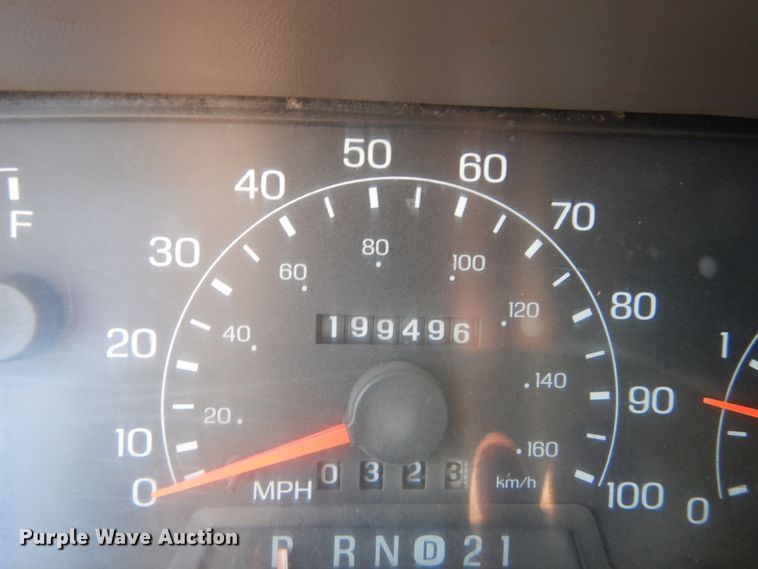 image for item JI9429 2001 Ford F450 Super Duty XLT  utility / service truck