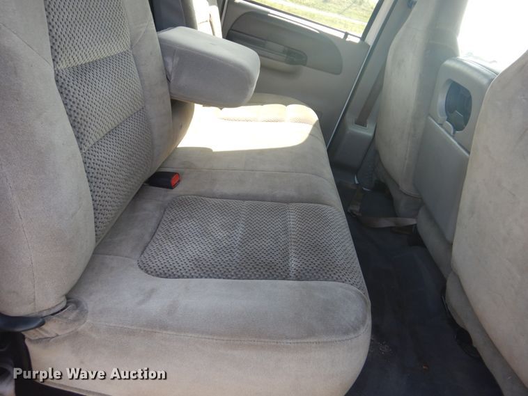 image for item JI9429 2001 Ford F450 Super Duty XLT  utility / service truck