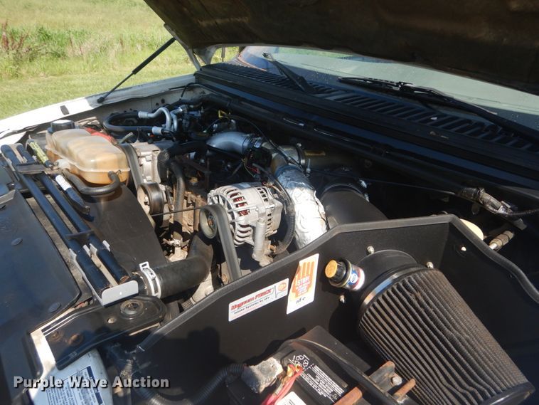 image for item JI9429 2001 Ford F450 Super Duty XLT  utility / service truck