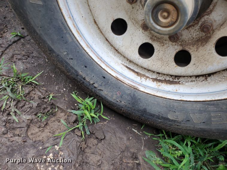 image for item JM9730 2007 Fastline  tilt deck utility trailer