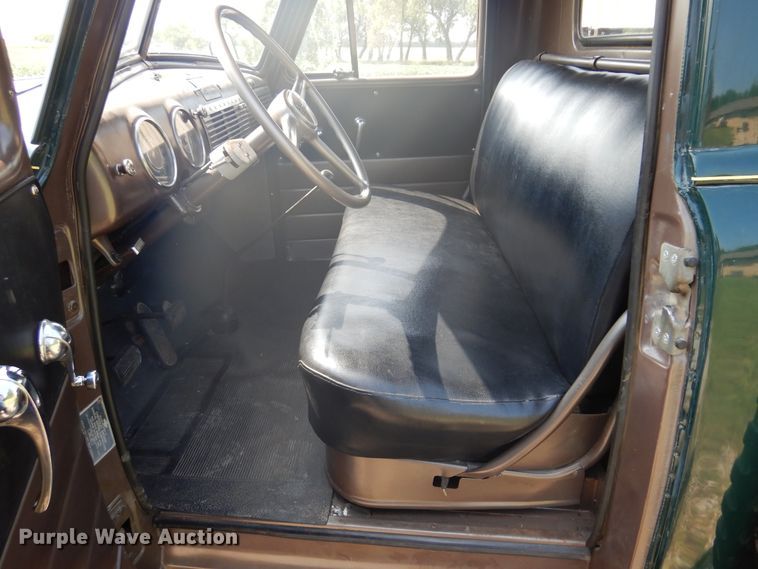 image for item JN9507 1951 Chevrolet  3600 series pickup truck