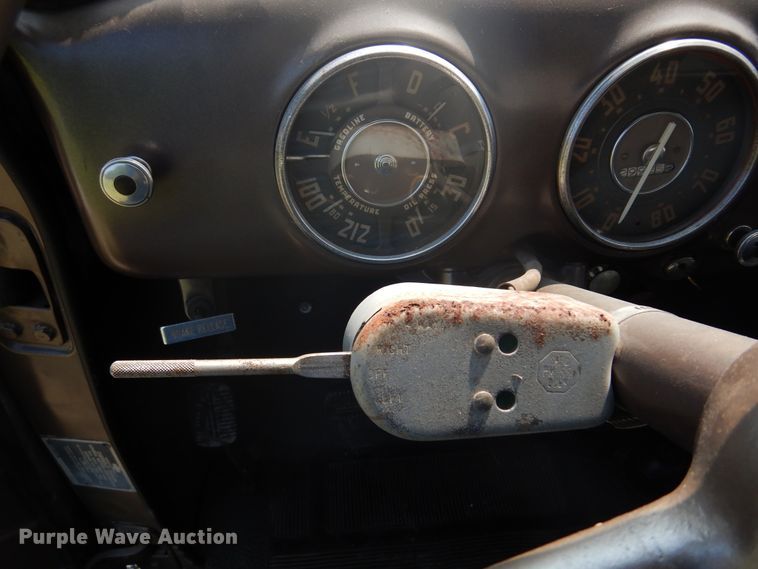 image for item JN9507 1951 Chevrolet  3600 series pickup truck