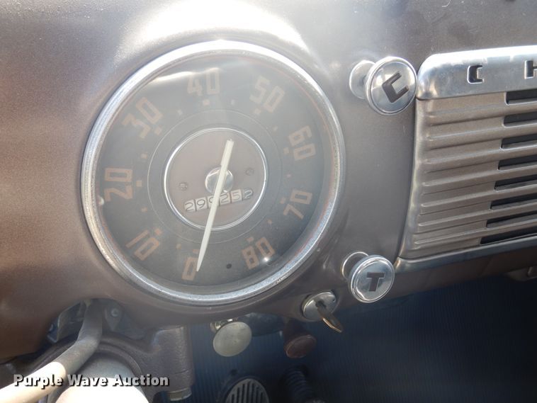 image for item JN9507 1951 Chevrolet  3600 series pickup truck