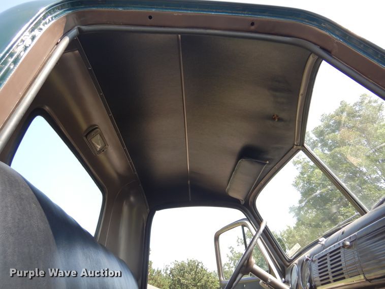 image for item JN9507 1951 Chevrolet  3600 series pickup truck