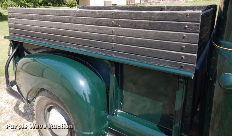 image for item JN9507 1951 Chevrolet  3600 series pickup truck