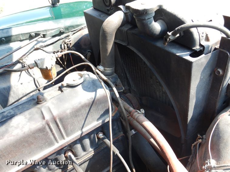 image for item JN9507 1951 Chevrolet  3600 series pickup truck