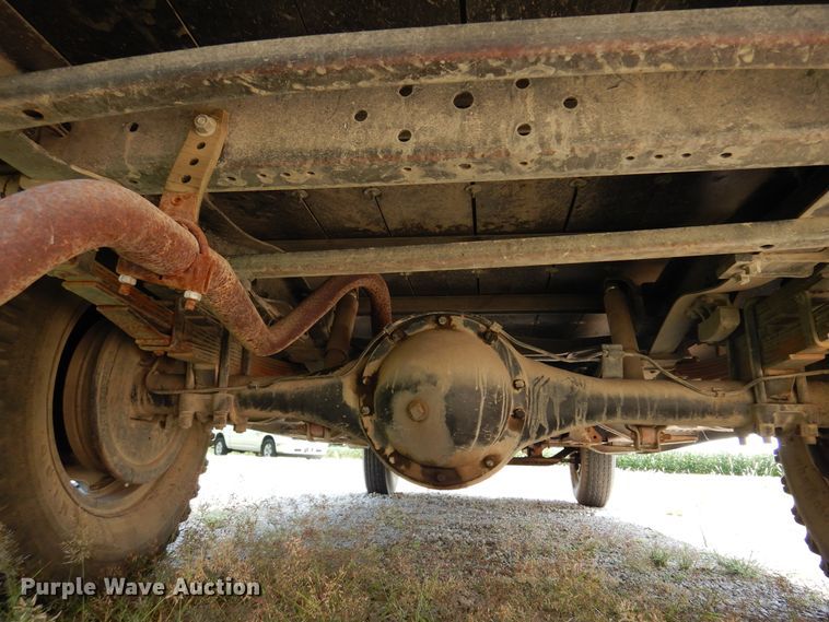 image for item JN9507 1951 Chevrolet  3600 series pickup truck