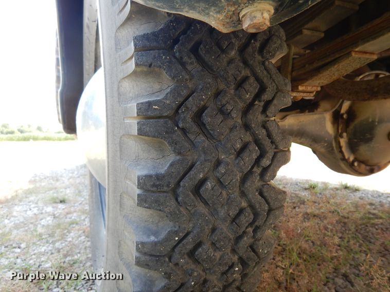 image for item JN9507 1951 Chevrolet  3600 series pickup truck