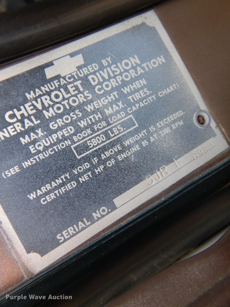 image for item JN9507 1951 Chevrolet  3600 series pickup truck