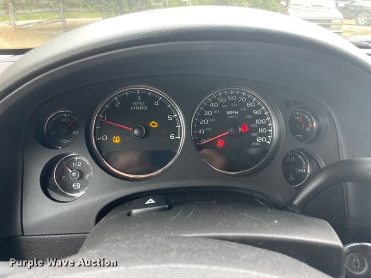 image for item JQ9732 2007 Chevrolet Suburban  SUV