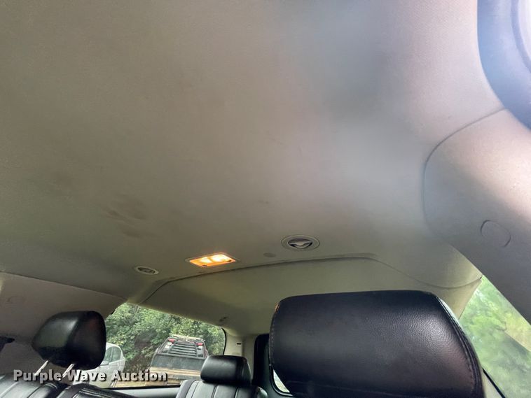 image for item JQ9732 2007 Chevrolet Suburban  SUV