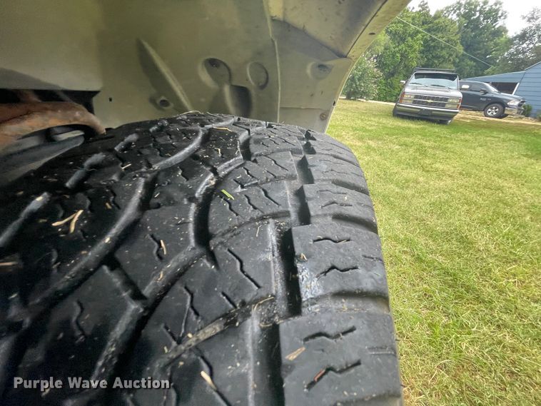 image for item JQ9732 2007 Chevrolet Suburban  SUV