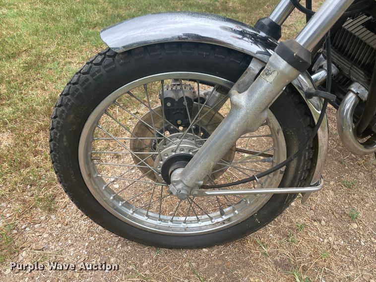 image for item JQ9733 1976 Suzuki GT250  motorcycle