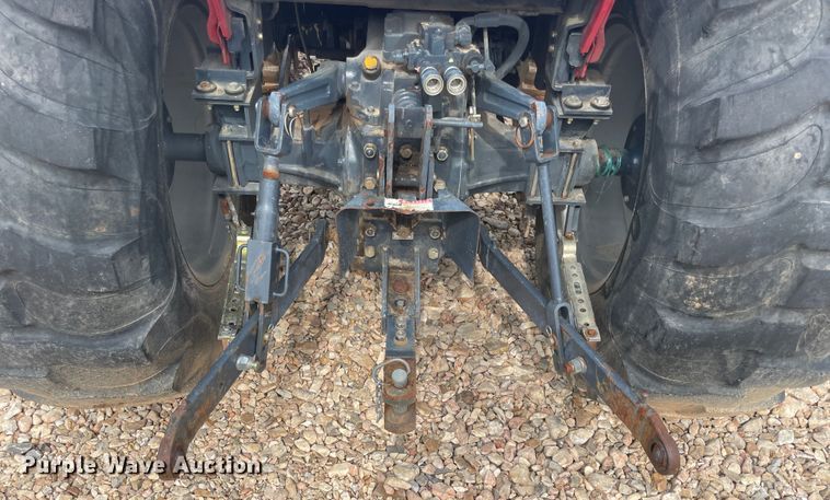 image for item JQ9745 Mahindra 4110  MFWD tractor