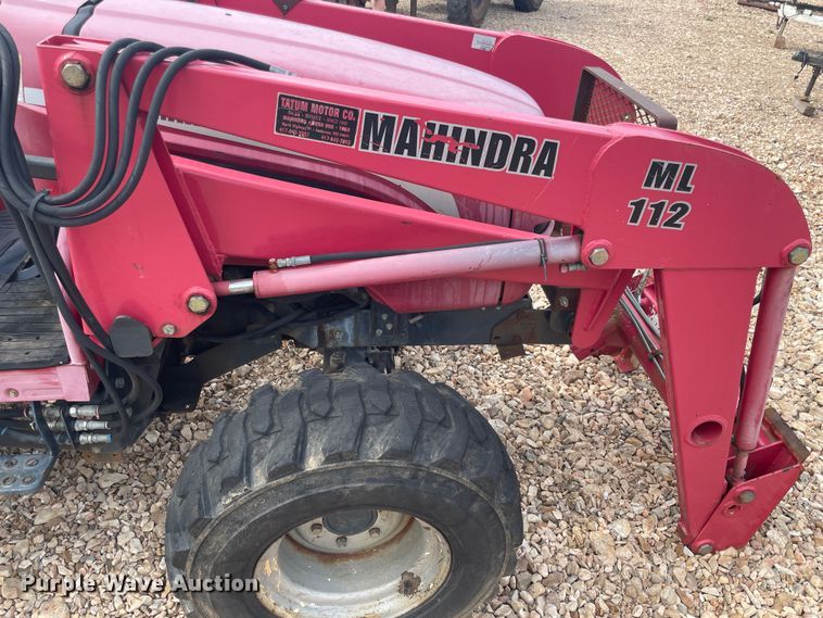image for item JQ9745 Mahindra 4110  MFWD tractor