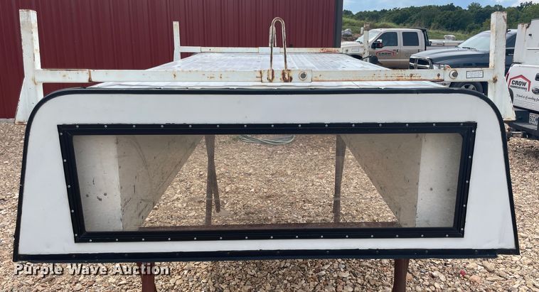 image for item JQ9746 Pickup truck topper