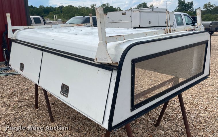 image for item JQ9746 Pickup truck topper