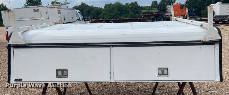 image for item JQ9746 Pickup truck topper