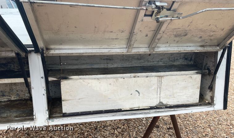 image for item JQ9746 Pickup truck topper