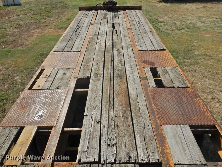 image for item JX9913 1999 Custom Trailer  equipment trailer