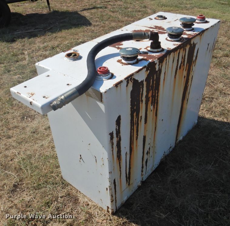 image for item JX9914 Oil tank