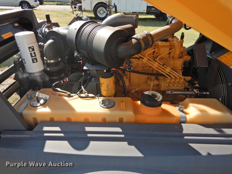 image for item JX9915 2013 Atlas Copco XAS 185CD7  air compressor