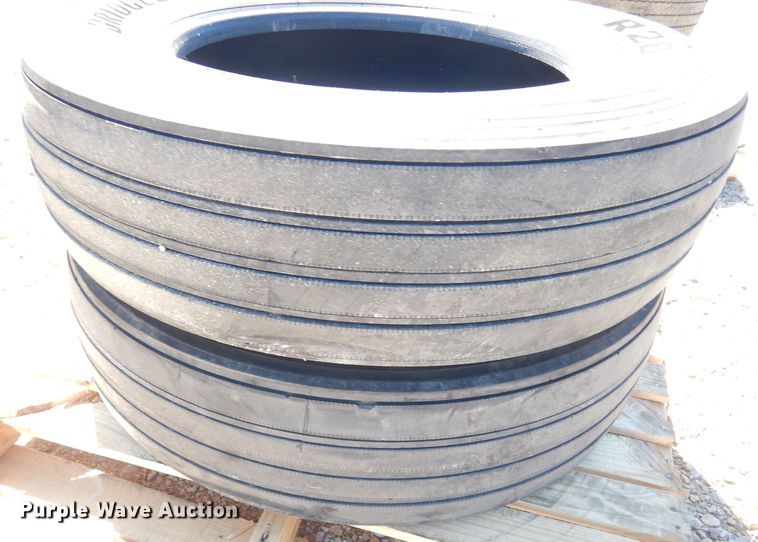 image for item KC9165 (2) Bridgestone 285/75R24.5 tires