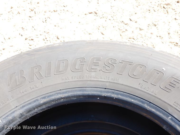 image for item KC9165 (2) Bridgestone 285/75R24.5 tires